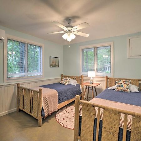 New Concord Kentucky Lake Cabin With Private Dock And Fire Pit מראה חיצוני תמונה