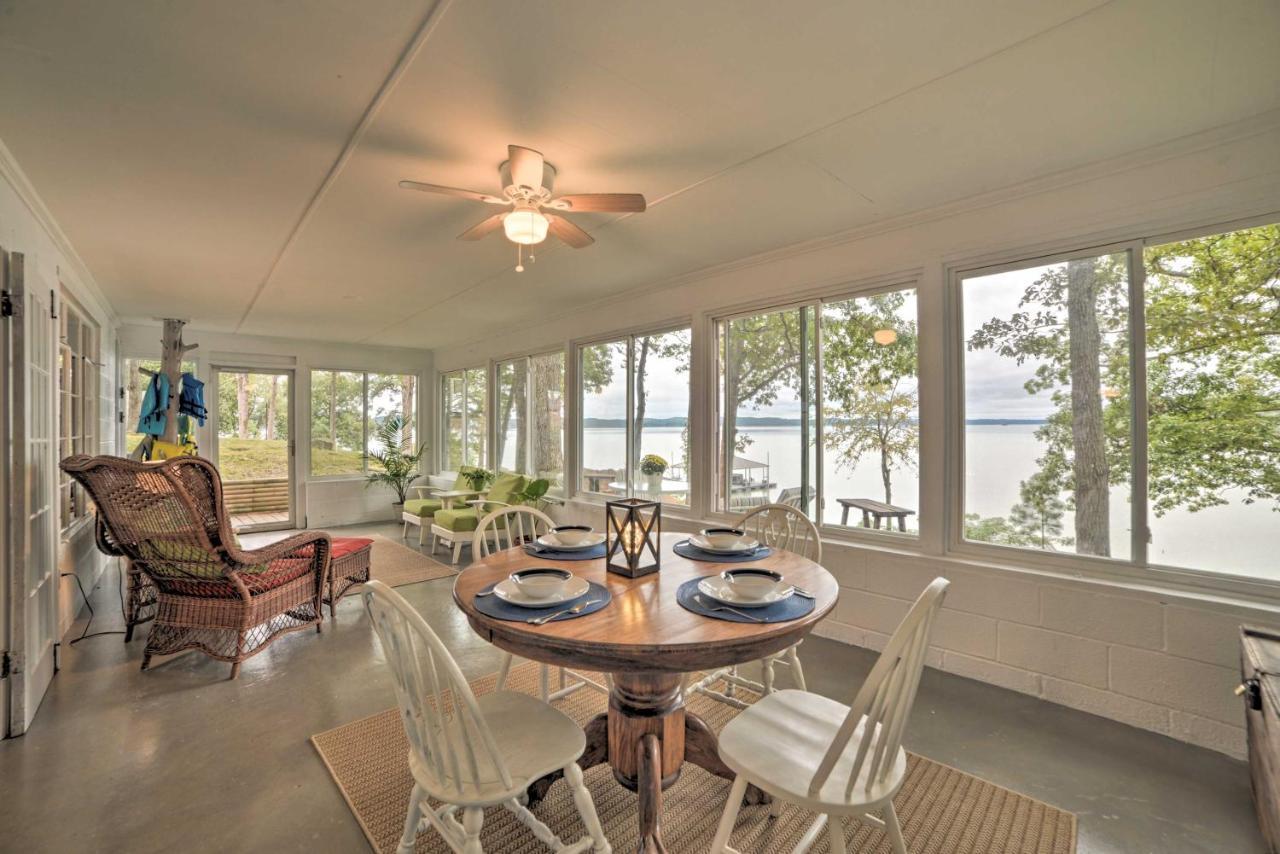 New Concord Kentucky Lake Cabin With Private Dock And Fire Pit מראה חיצוני תמונה
